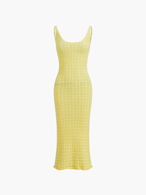 a yellow dress with spaghetti straps and spaghetti straps
