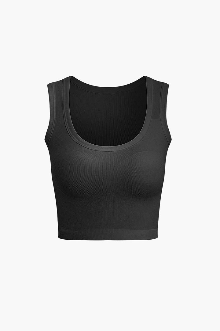 a women ' s sports bra top in black
